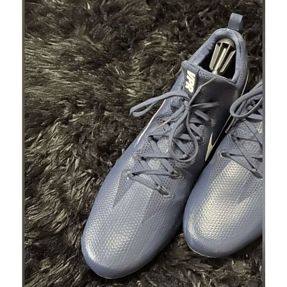 Like New! Men’s Size 16 Nike Vapor Untouchable Pro CF Football Cleats 922898-414 - Picture 3 of 8
